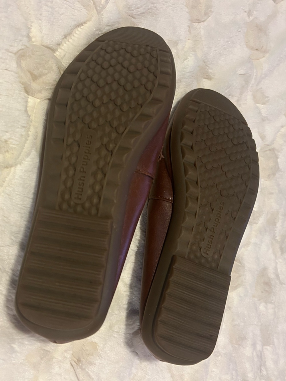 Hush Puppies Never Worn Women's Brown Slip-On Loafers Driving Moccasin Round Toe - Picture 2 of 5